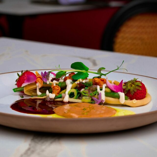 gastronomie du Périgord foie gras truffes fraises mariage Dordogne